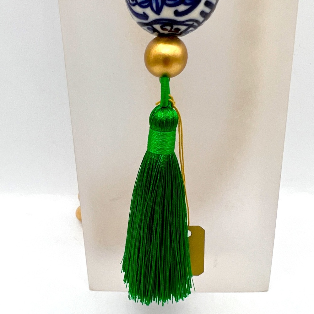 Oriental Porcelain Bead & Emerald Green Tassel Wood Bead Necklace - Picture 4 of 5